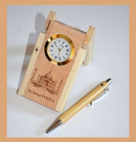 Engraved Pen Holder With Clock 