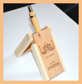 Engraved Pen Holder With Clock 