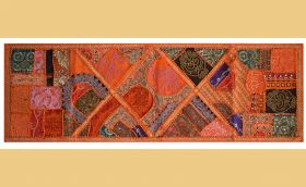 HAND EMBROIDERED ANTIQUE WALL TAPESTRY/THROW/RUNNER