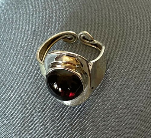 Artisan Hand Crafted Natural Garnet Sterling Silver Adjustable Ring - Image 4