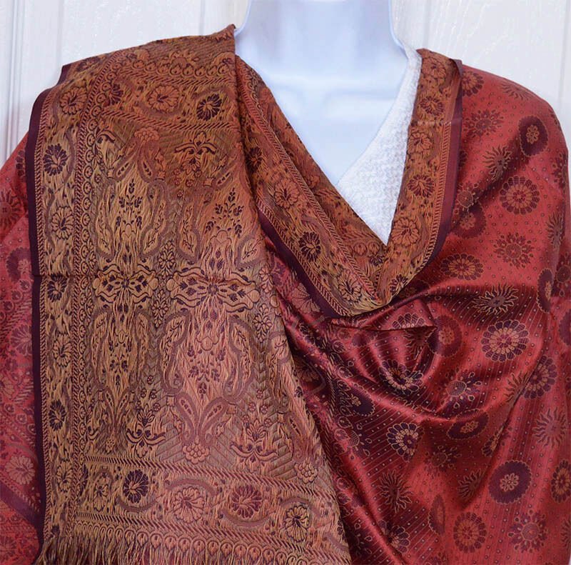 Varanasi Silk Paisley Stole Wrap - Image 2