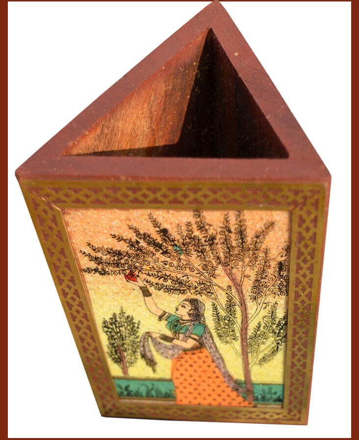 Gemstone Painting Wood Triangle Pen Holder - Image 3