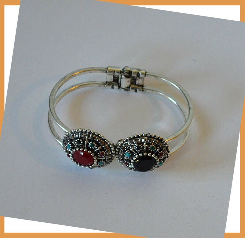 Oxidized Metal Black Onyx and Ruby Stones Bangle Bracelet - Image 2