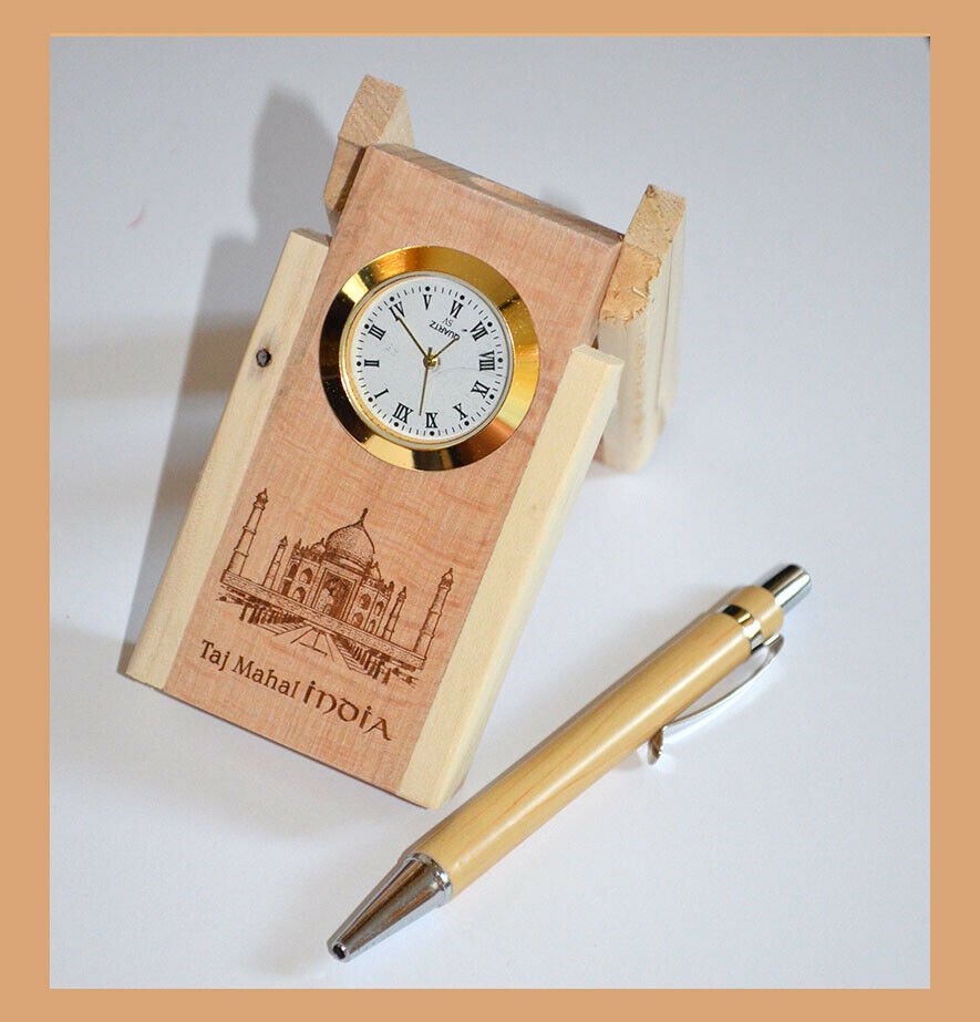 Engraved Pen Holder With Clock