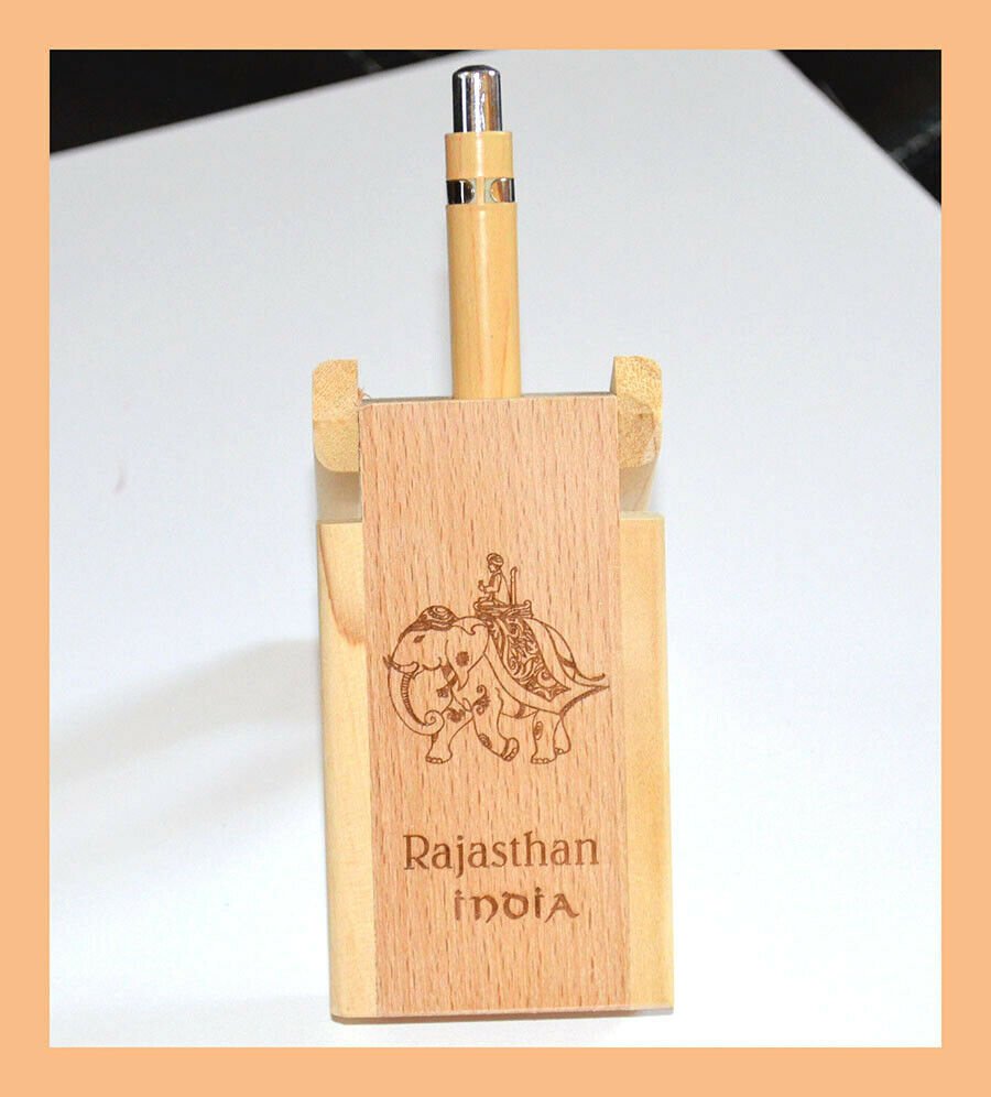 Engraved Pen Holder With Clock - Image 5