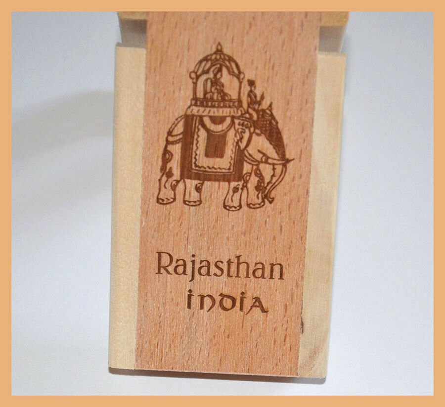 Engraved Pen Holder With Clock