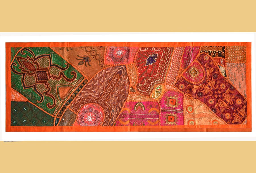 HAND EMBROIDERED ANTIQUE WALL TAPESTRY/THROW/RUNNER