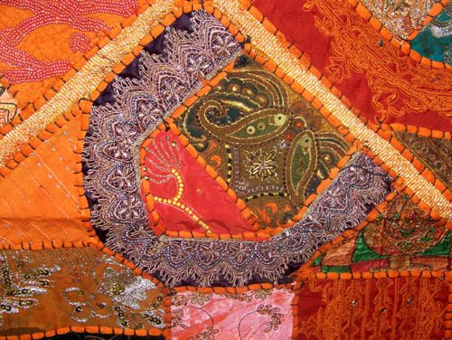 HAND EMBROIDERED ANTIQUE WALL TAPESTRY/THROW/RUNNER