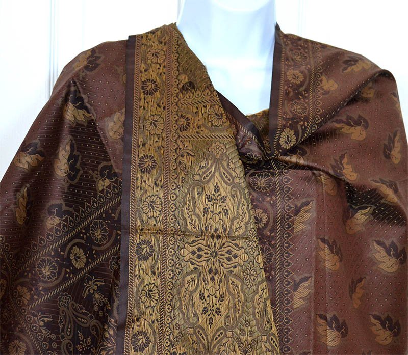 Varanasi Floral Silk Stole Wrap - Image 2