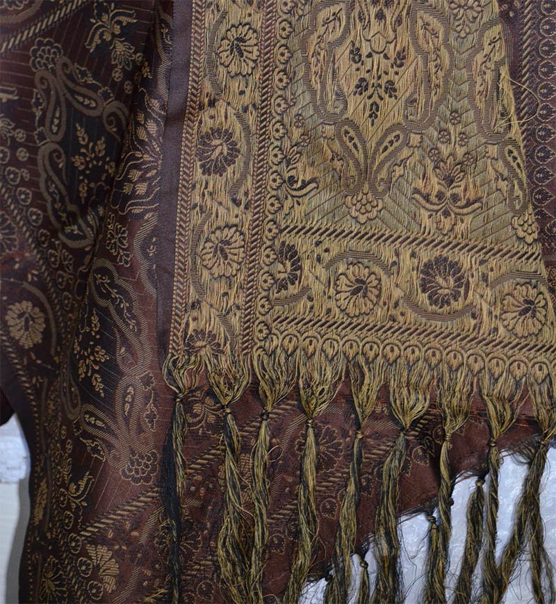Varanasi Floral Silk Stole Wrap - Image 4